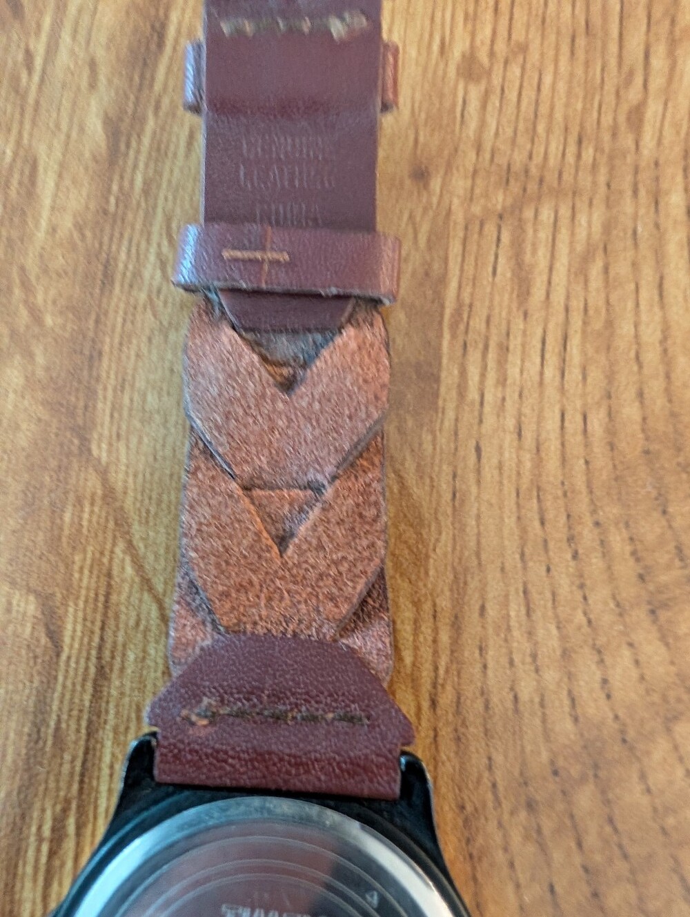 Vintage Mens Timex Watch Brown Leather Band - Picture 11 of 14